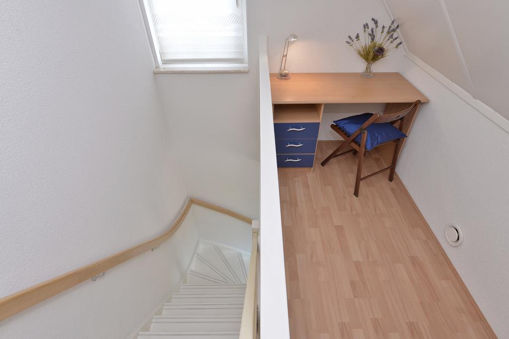 Apartment Augustinushof 13 Vrouwenpolder